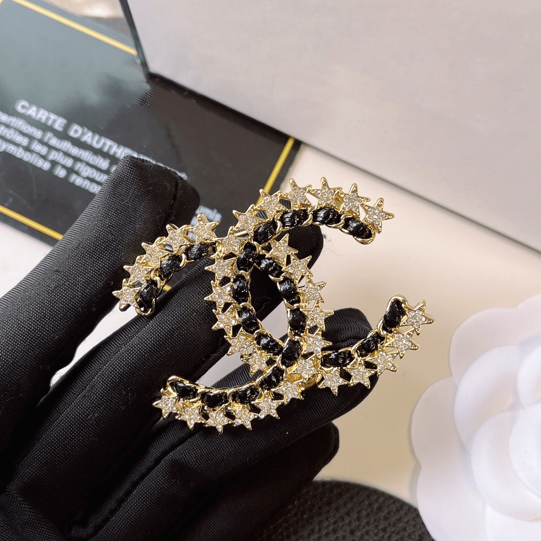 Women's Rhinestone Luxury Accessory Brooch - najeste