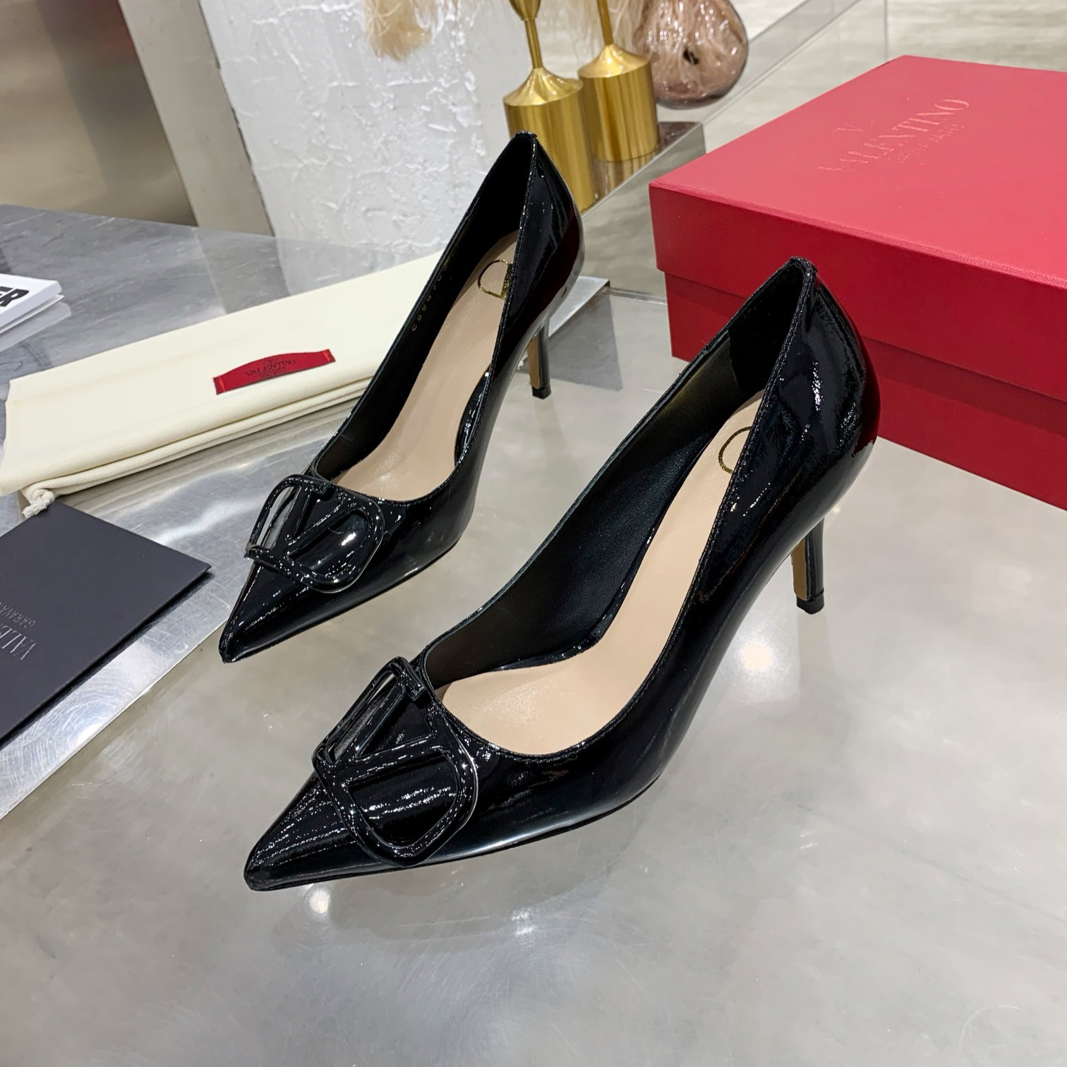 Women's Fashionable Pointed High Heels Shoes