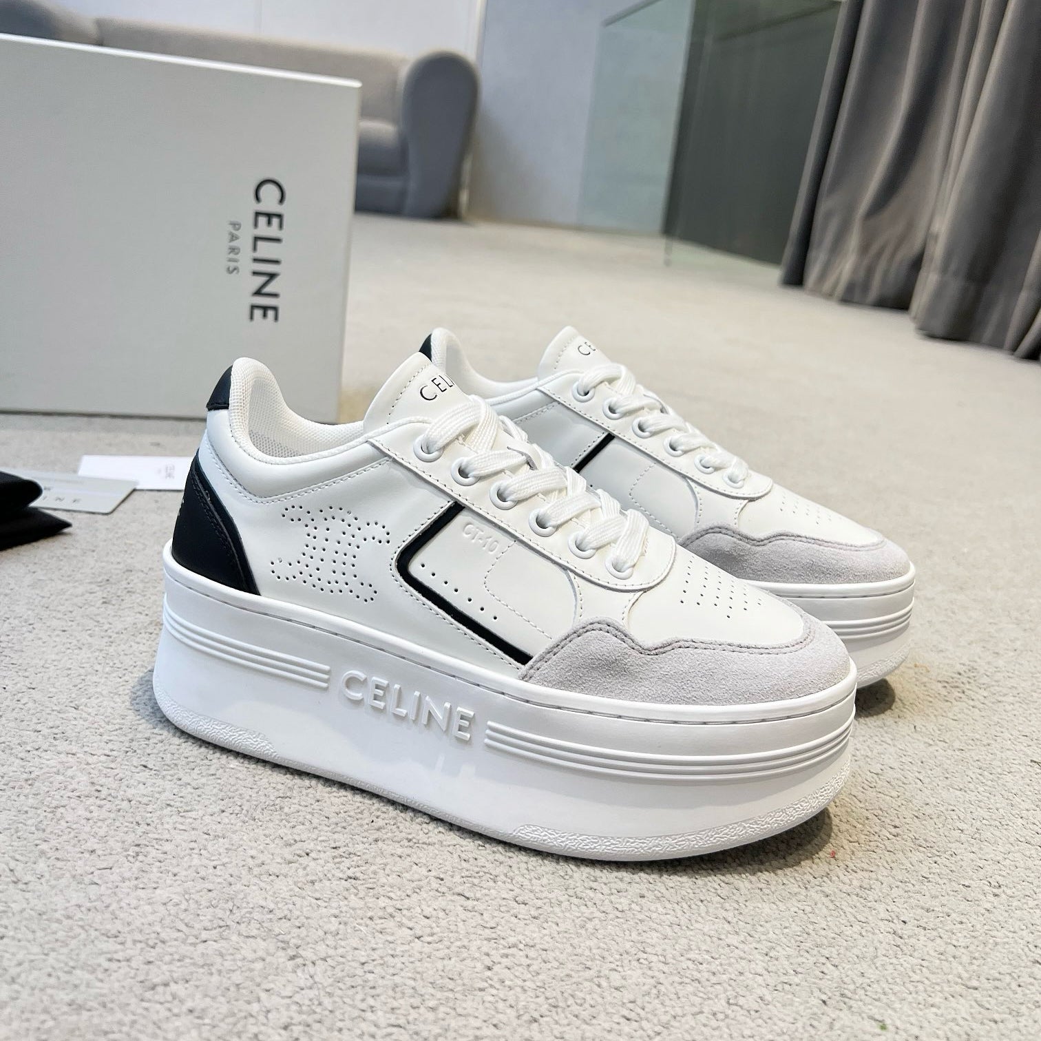 Women's Casual Breathable Sports White Shoes