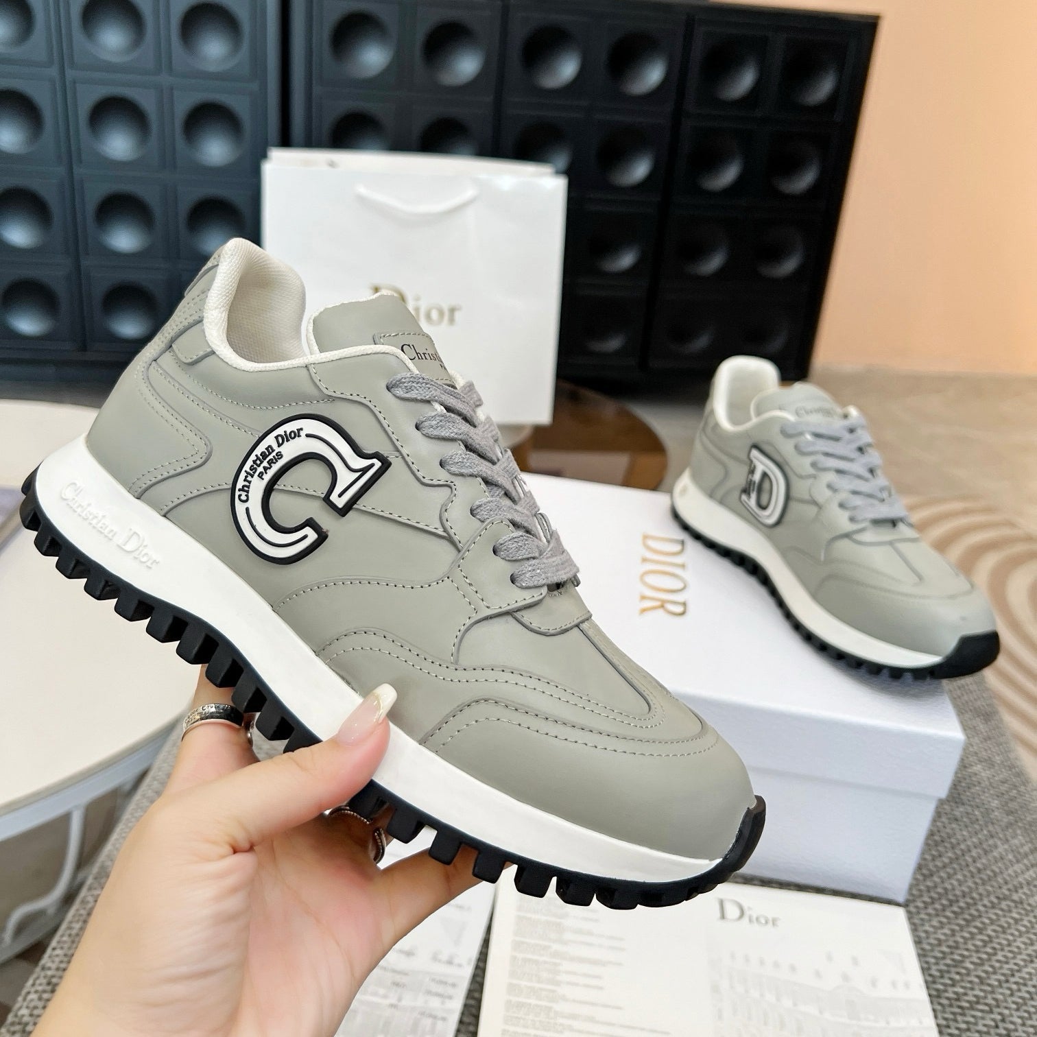 Ladies New Letter Print Casual Sports Shoes