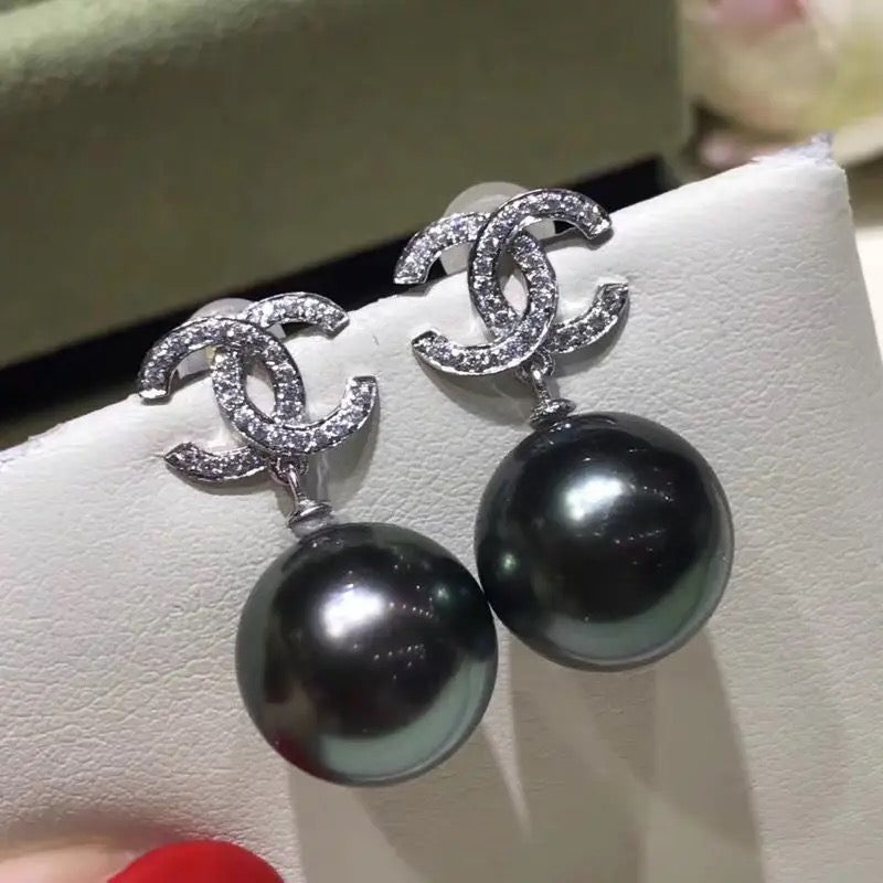 Ladies New Fashion Earrings