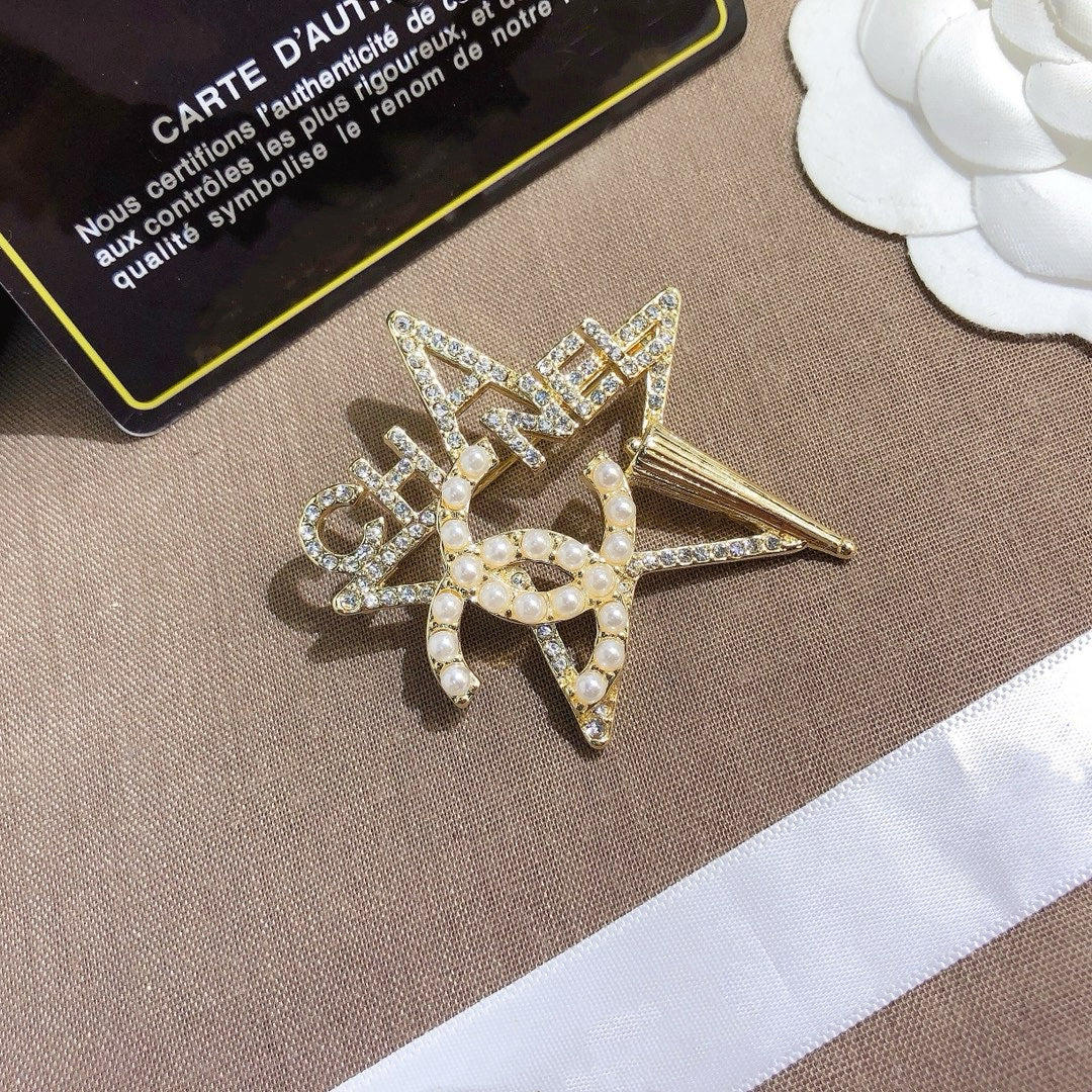 Ladies New Fashion Brooch