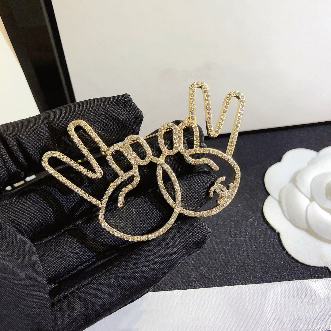 Ladies New High-end Brooch