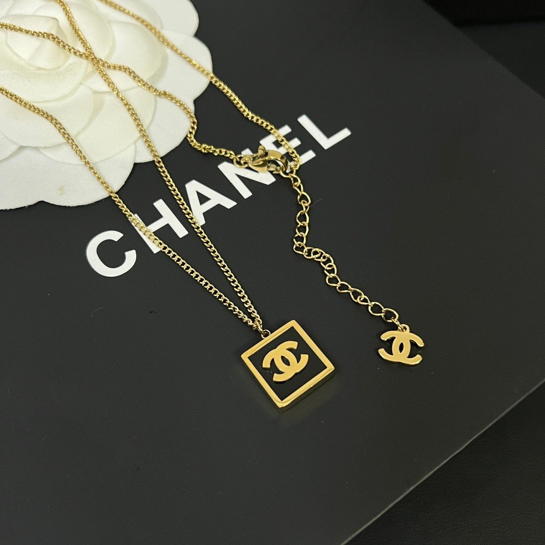 Women's Small Square Fashion Letter Necklace