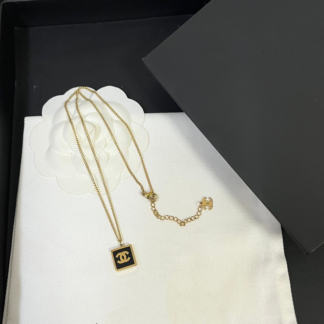 Women's Small Square Fashion Letter Necklace