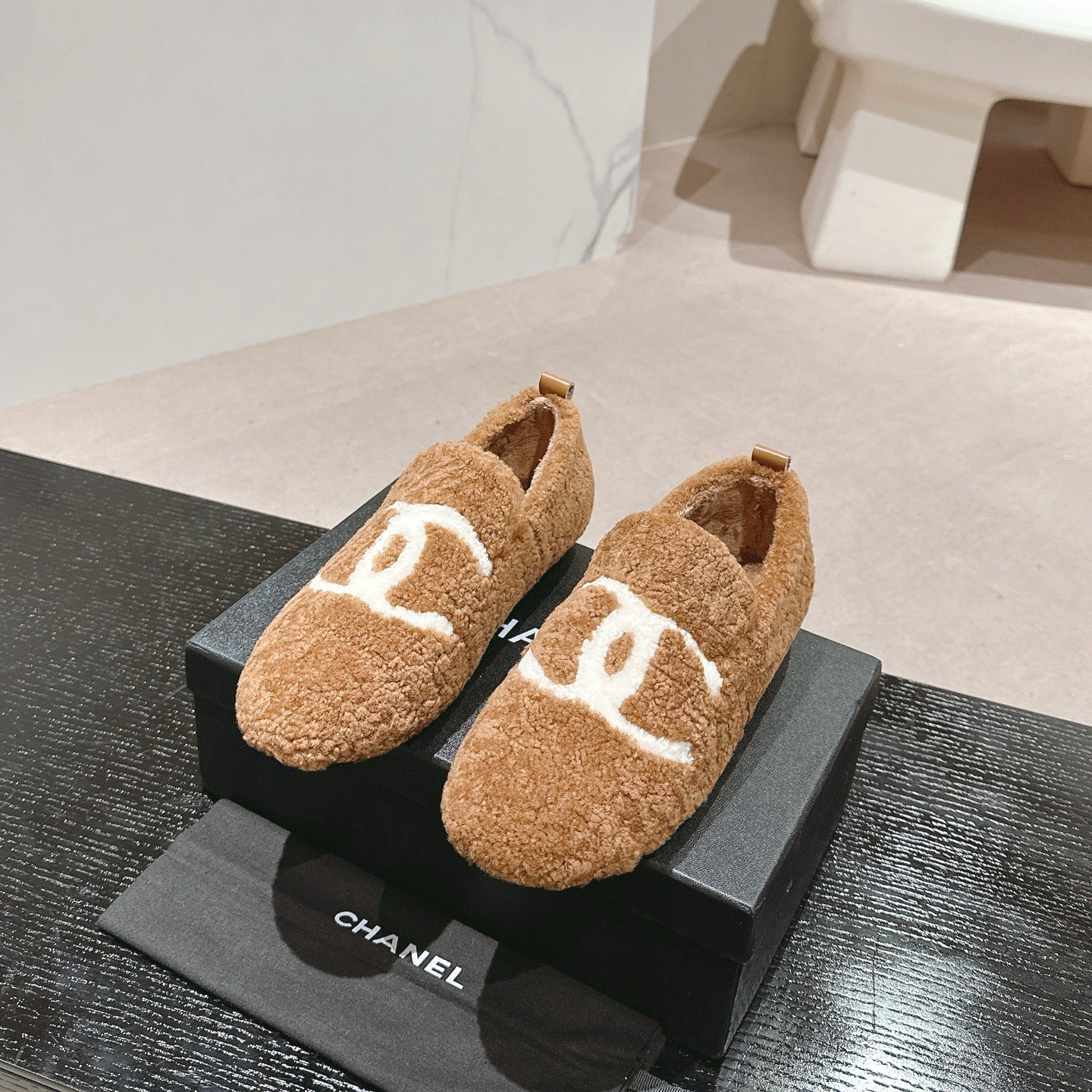 Women's Fashionable High-end Wool Home Shoes