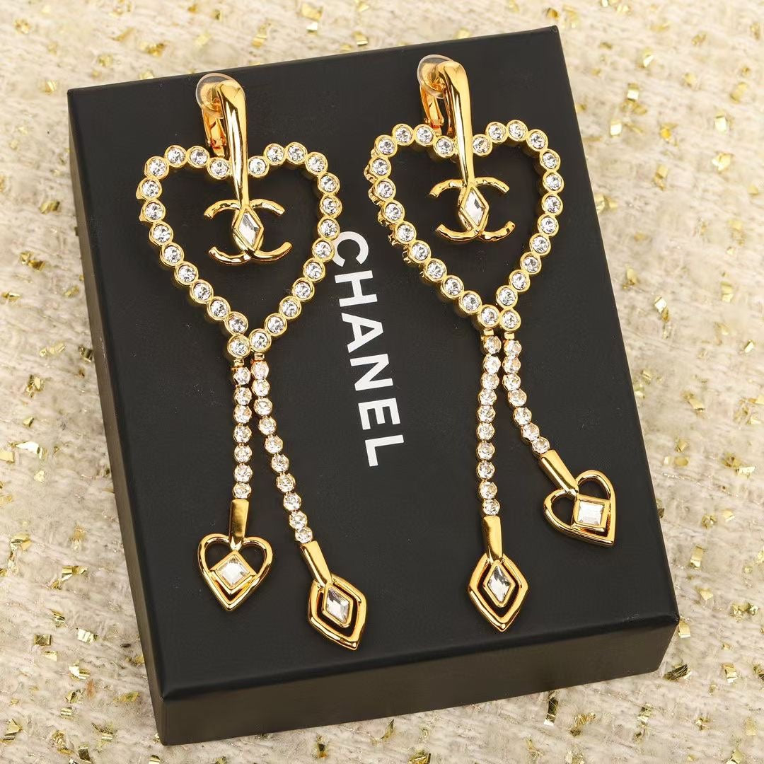 Women's Fashion High-end Letter Earrings