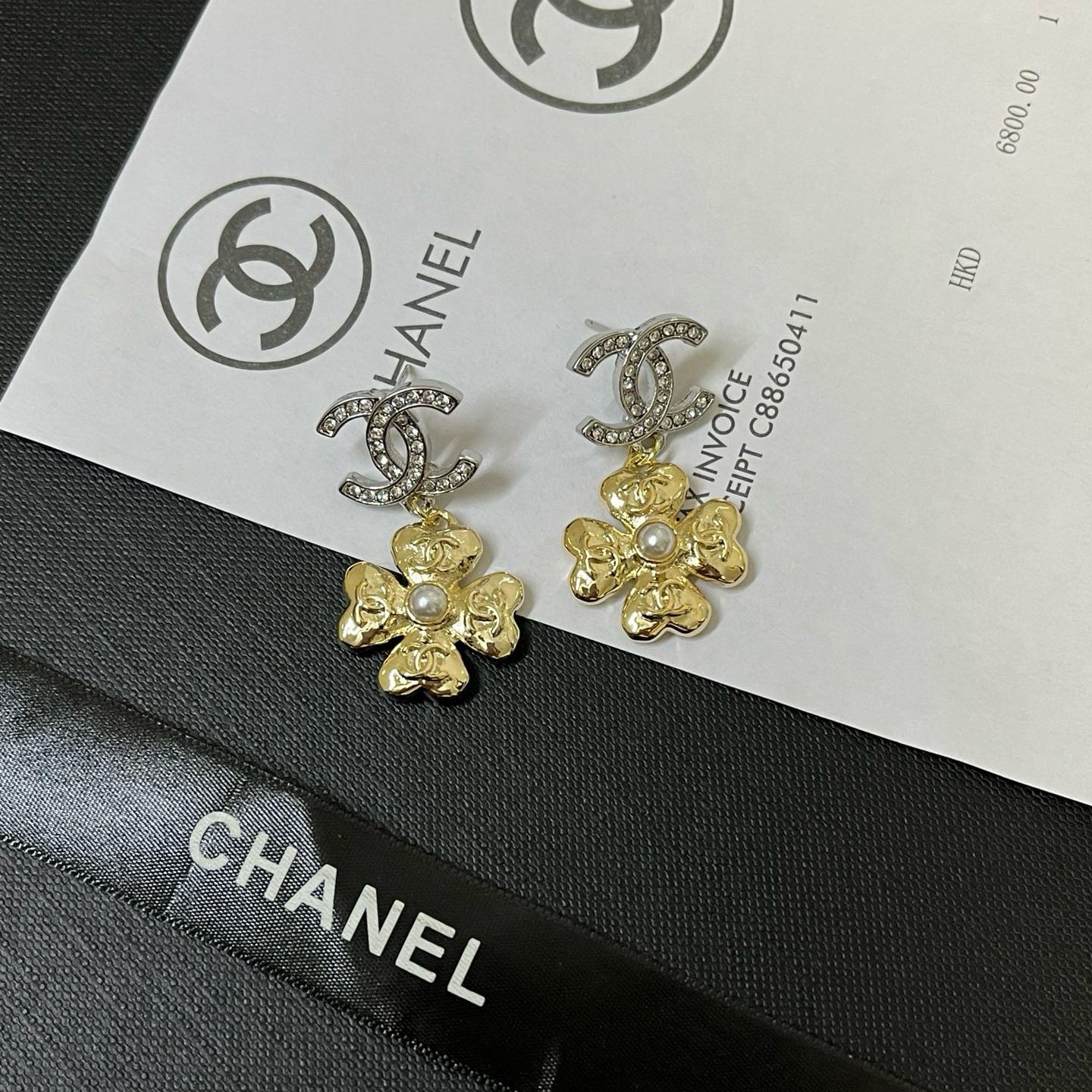 Ladies New High-end Fashion Earrings