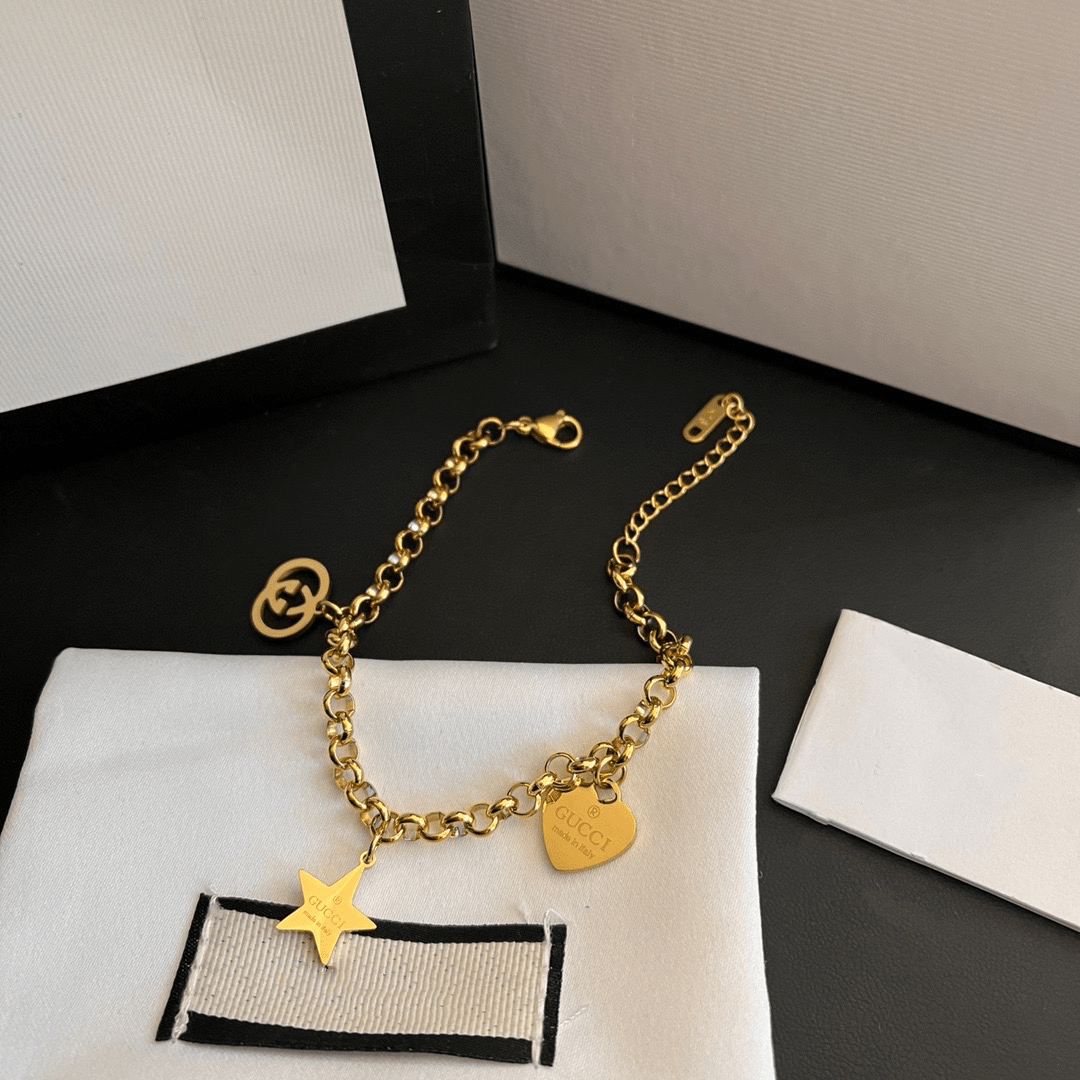 Women‘s Fashion High-End Letter Bracelet - najeste