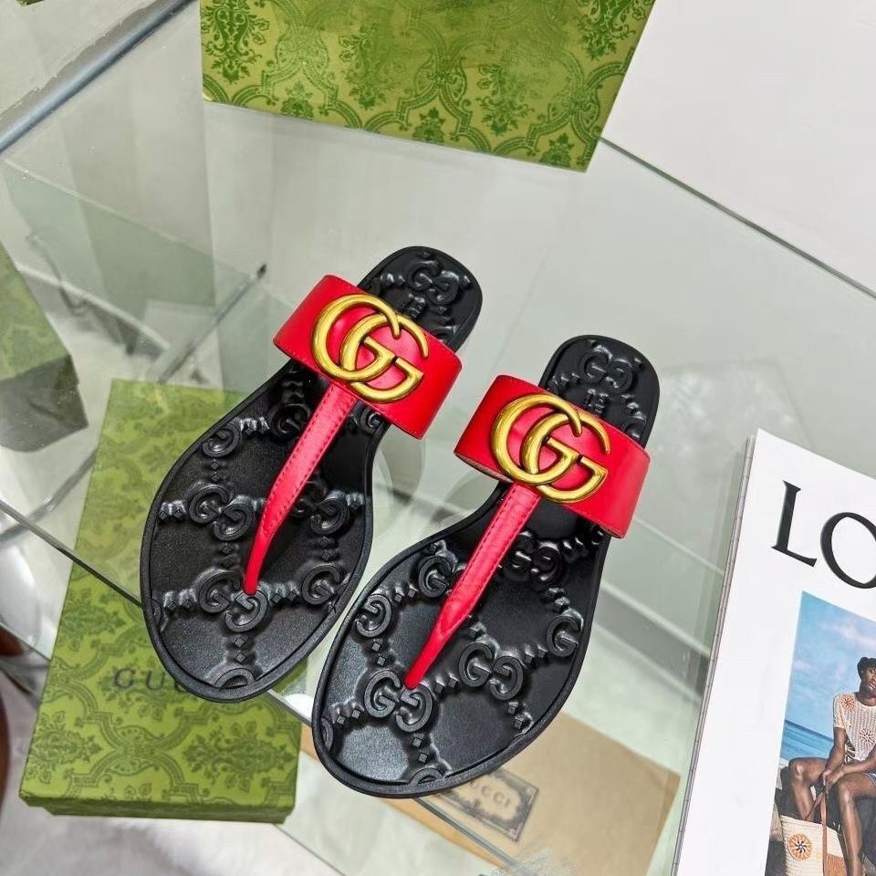 Ladies New Fashion Versatile Flat Beach Flip-flops