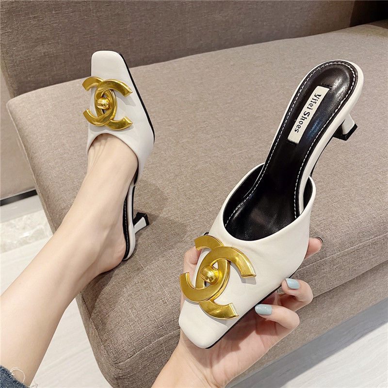 Ladies Fashionable Outer Wear Square Toe Metal Buckle Slippers