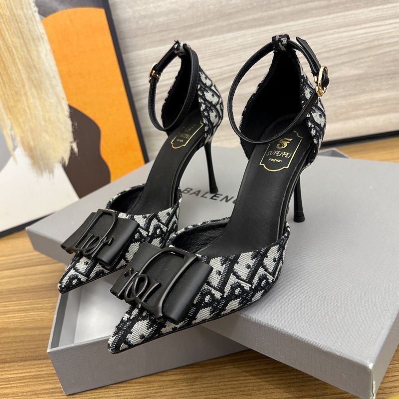 Ladies New Versatile High Heel Pointed Toe Sandals